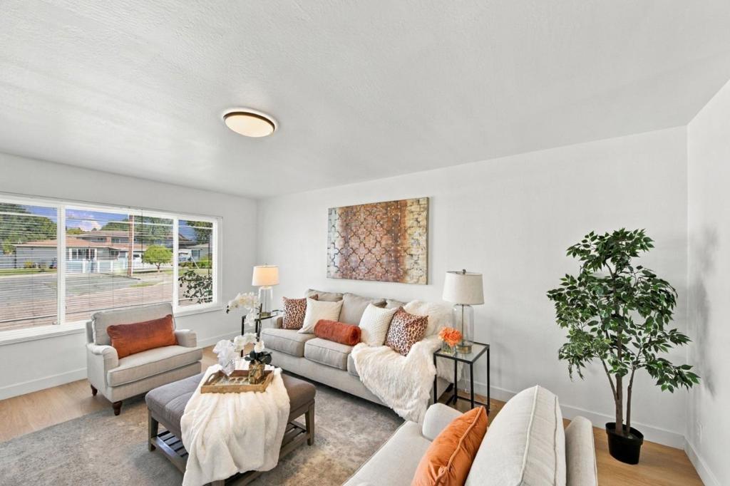 35564 Biscay Place Property Photo 3