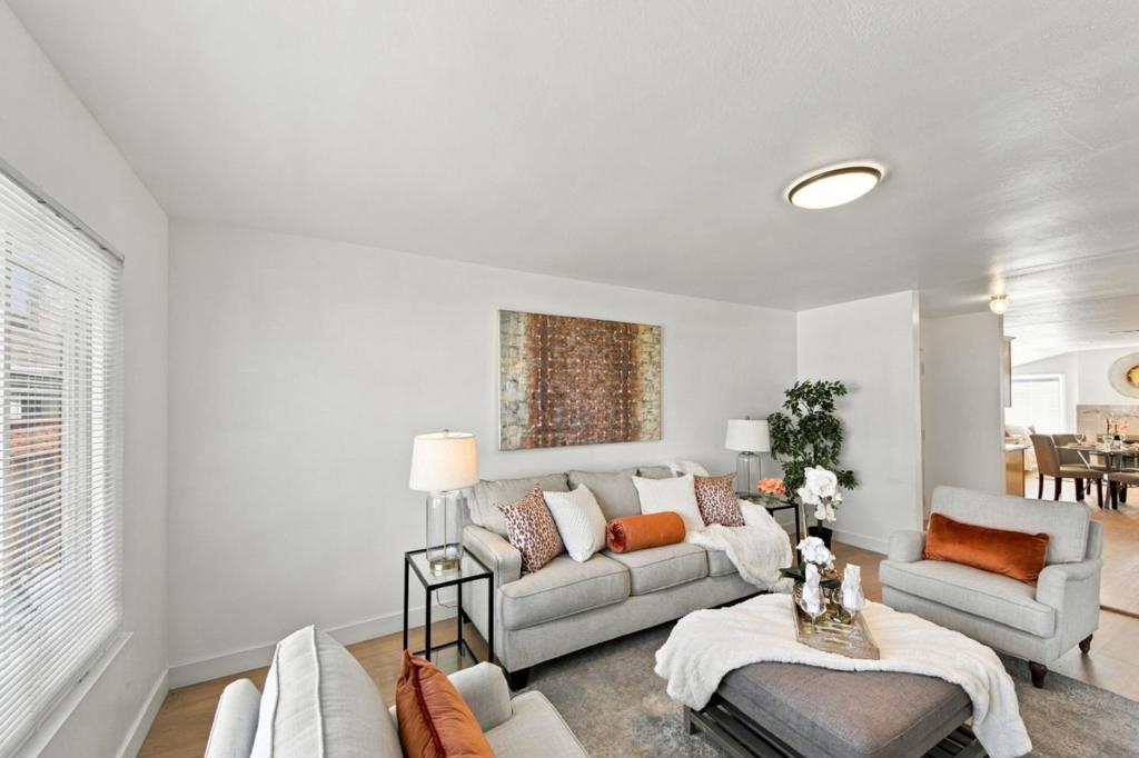 35564 Biscay Place Property Photo 4