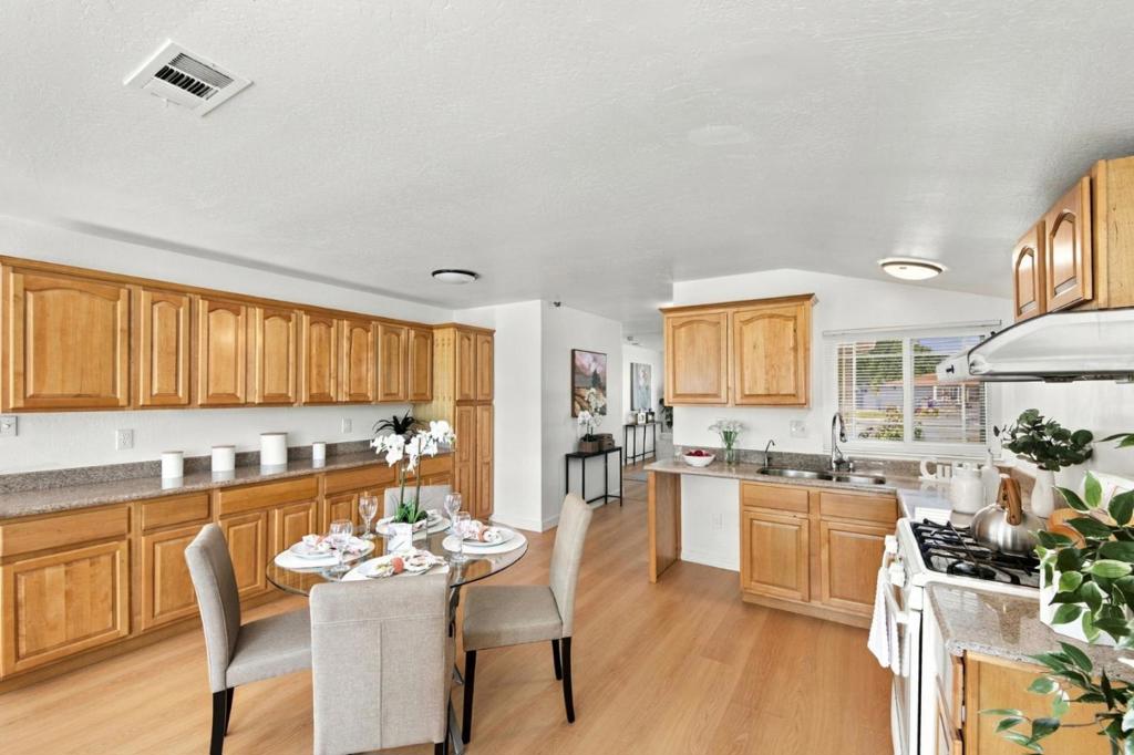 35564 Biscay Place Property Photo 9