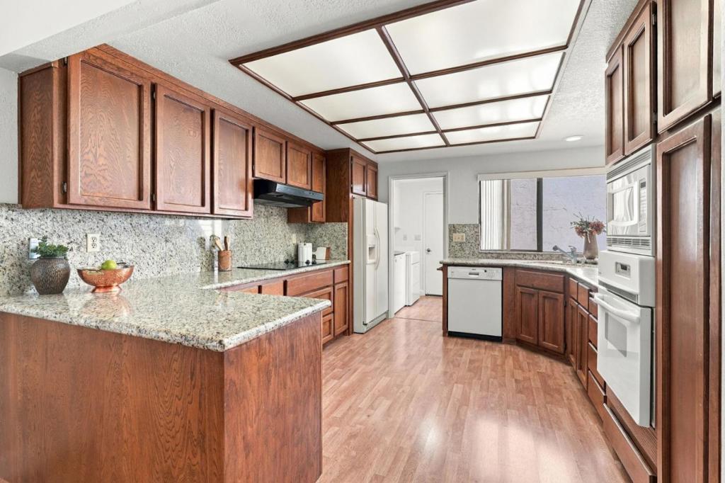 7003 Via Belmonte Property Photo 10