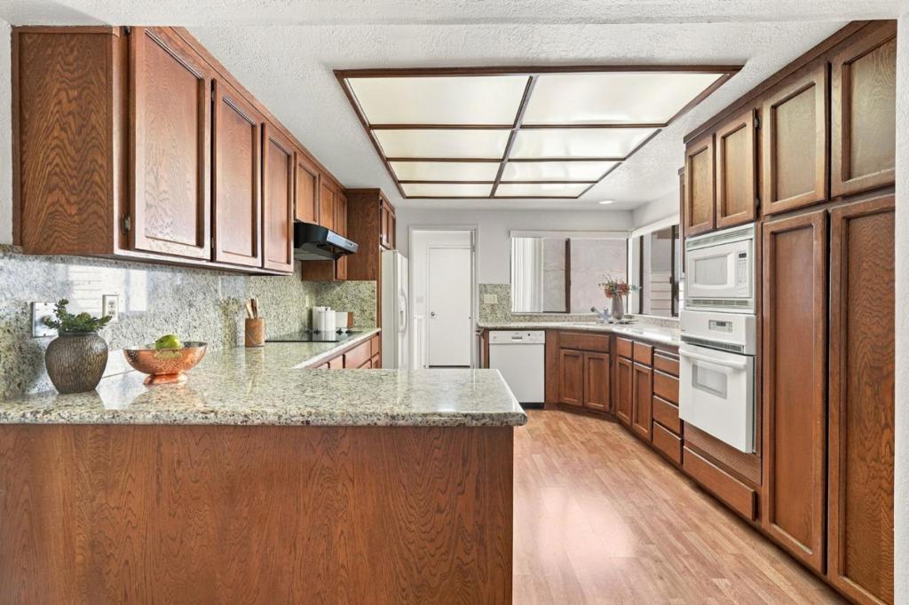 7003 Via Belmonte Property Photo 11