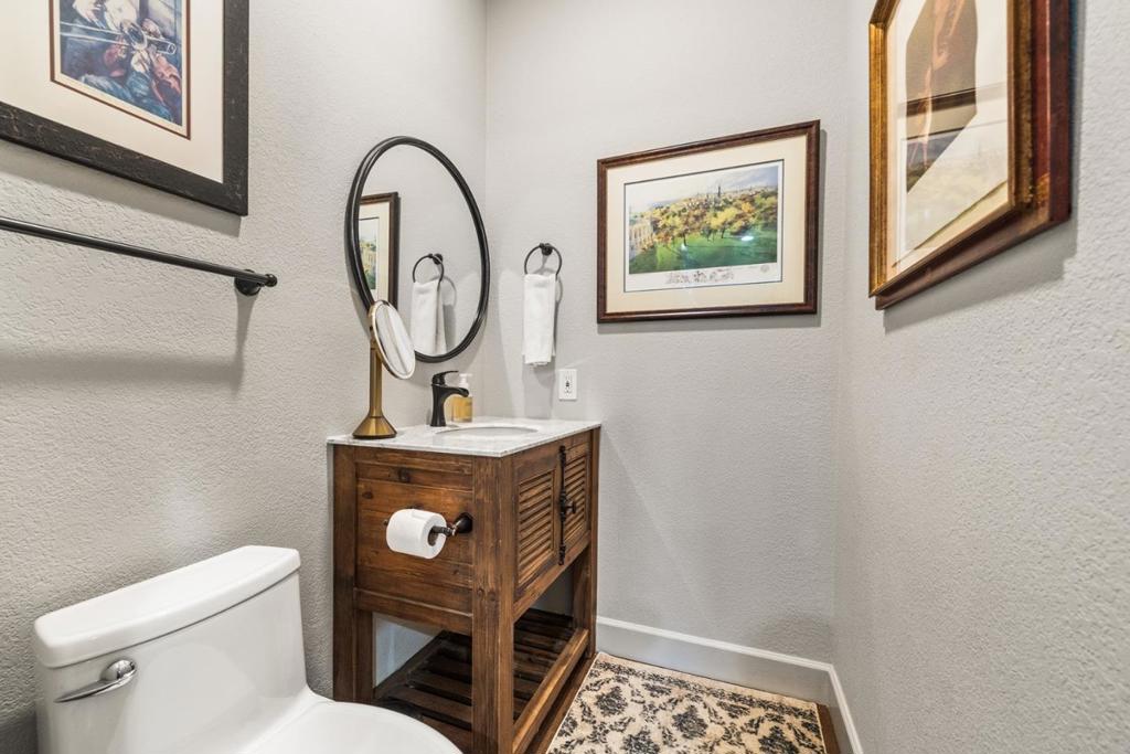 643 W Glen Way Property Photo 35