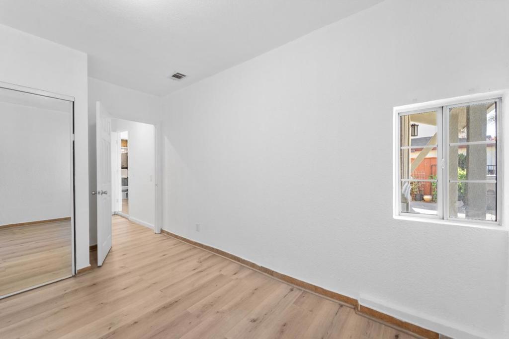 1402 Darwin Court Property Photo 19
