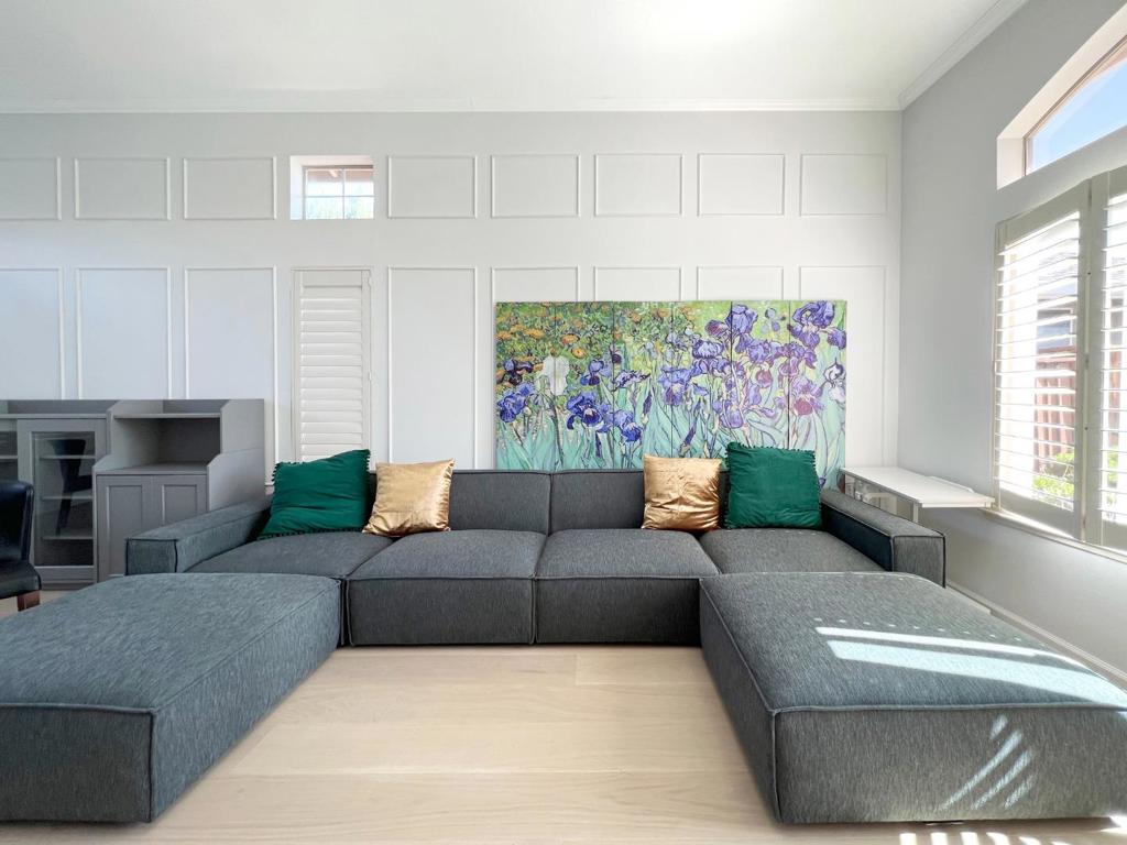 720 San Ramon Court Property Photo 7