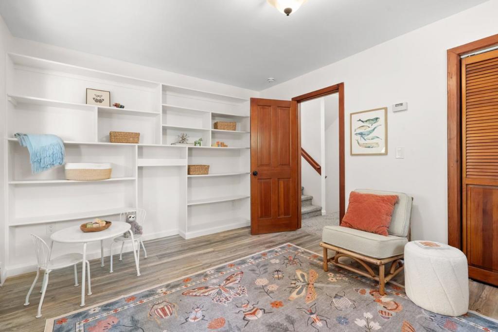 248 Mcgivern Way Property Photo 17