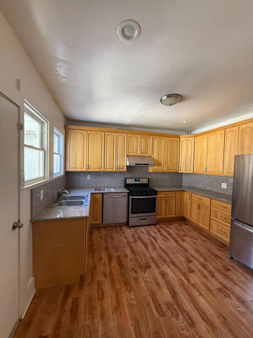 446 W San Fernando Street Property Photo 5
