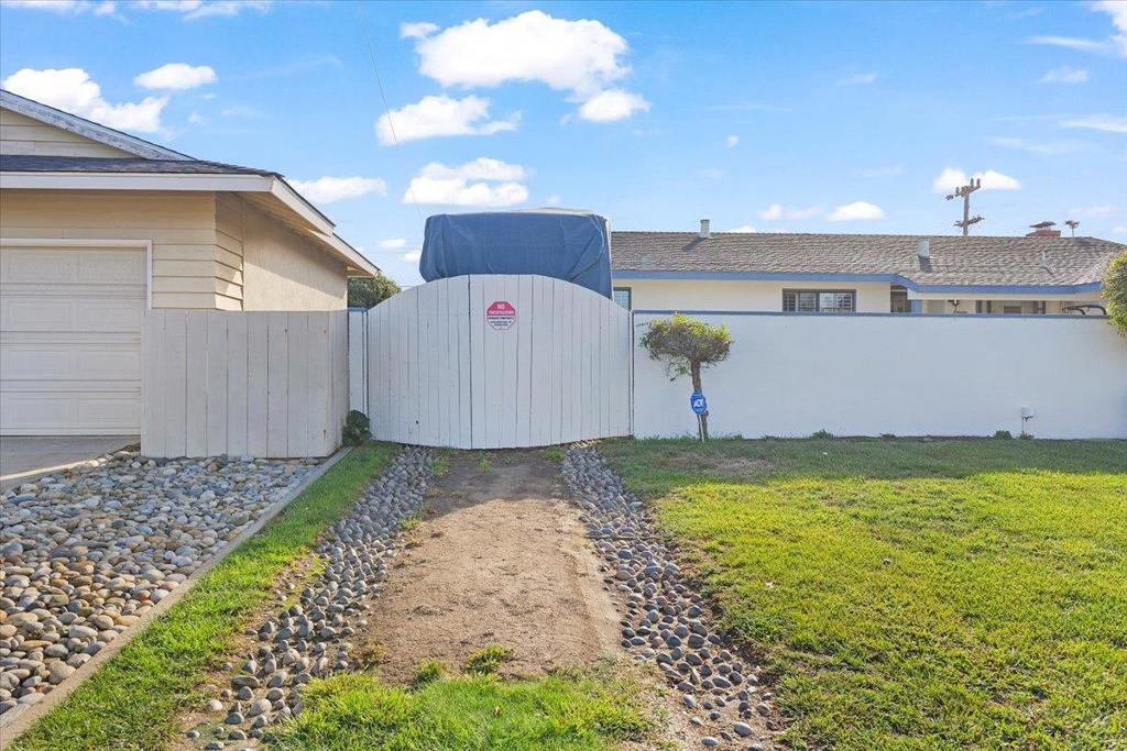 1814 Pescadero Drive Property Photo 3