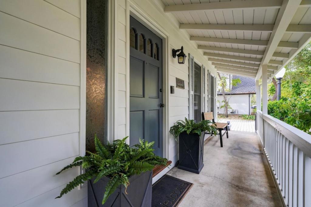 16880 Fillmer Avenue Property Photo 3