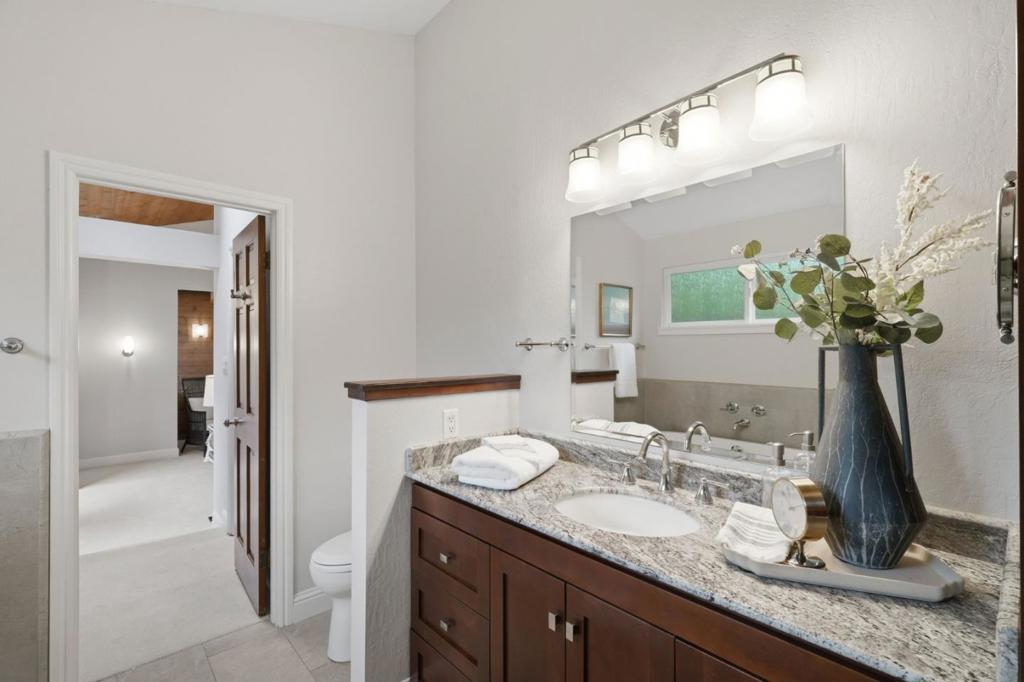 16880 Fillmer Avenue Property Photo 24