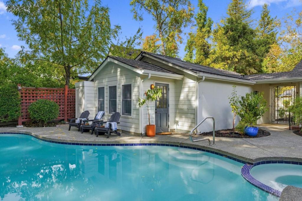 16880 Fillmer Avenue Property Photo 40