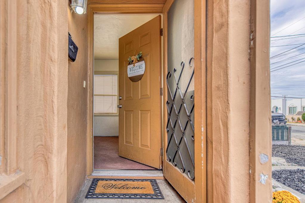 120 Katherine Avenue Property Photo 3