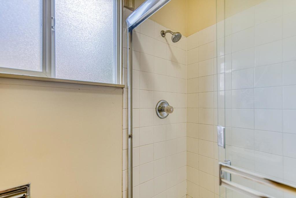 120 Katherine Avenue Property Photo 17