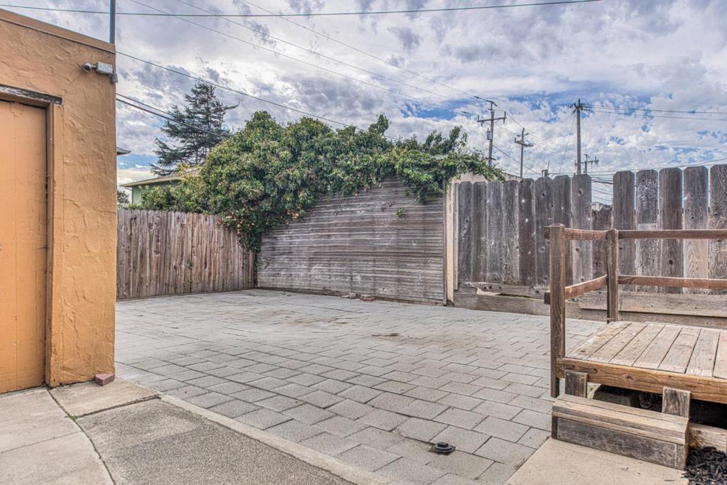 120 Katherine Avenue Property Photo 18