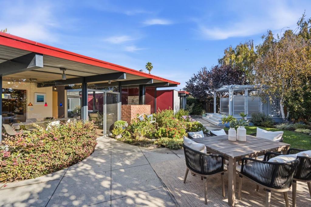 286 Puffin Court Property Photo 16
