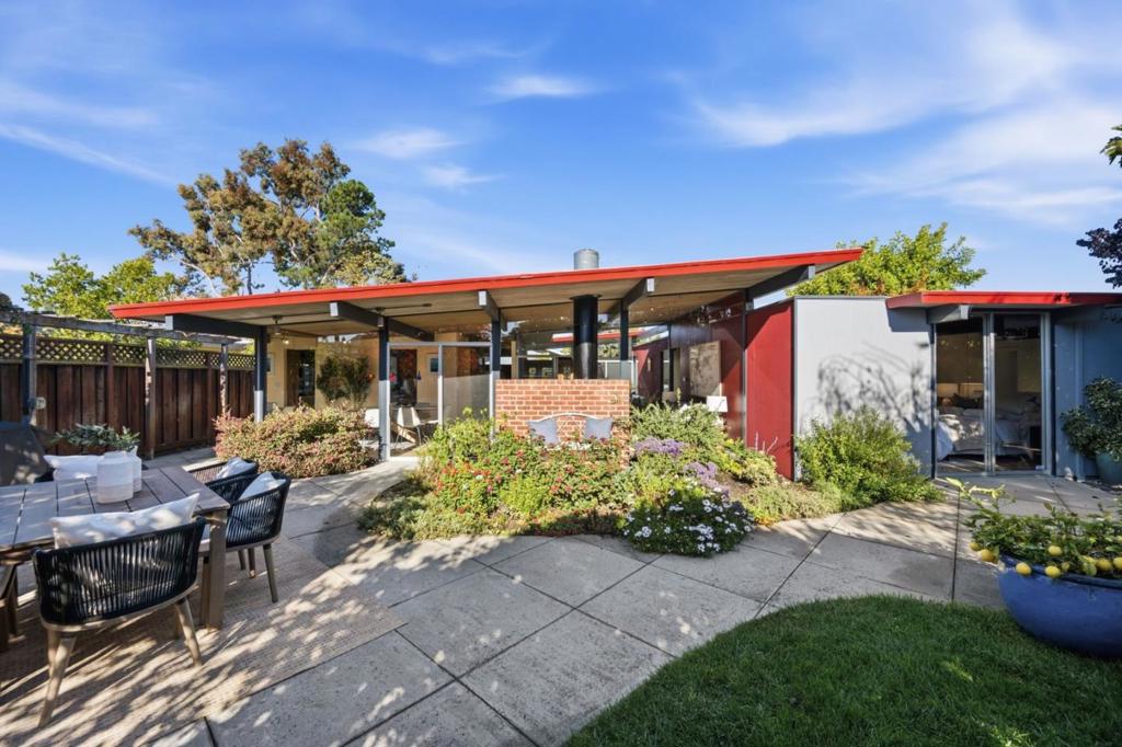 286 Puffin Court Property Photo 18