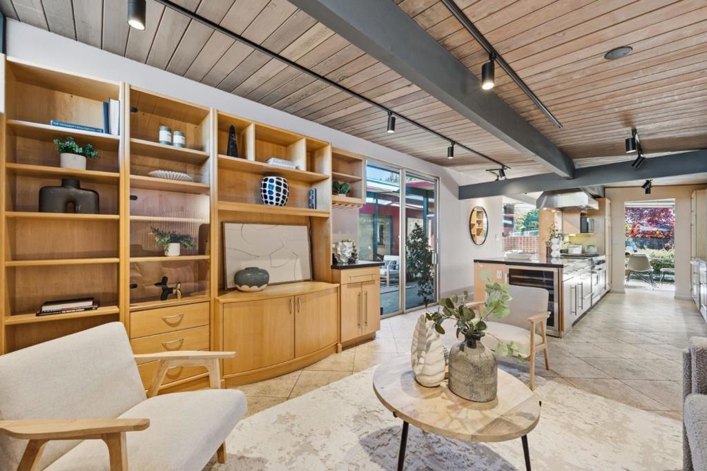286 Puffin Court Property Photo 28