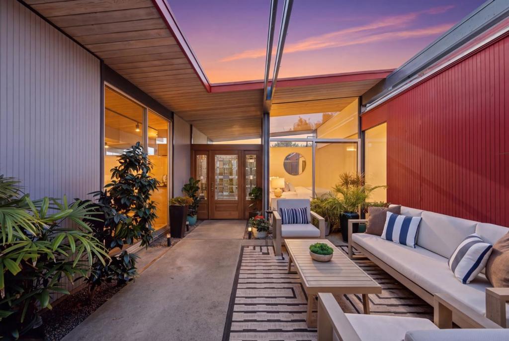 286 Puffin Court Property Photo 44