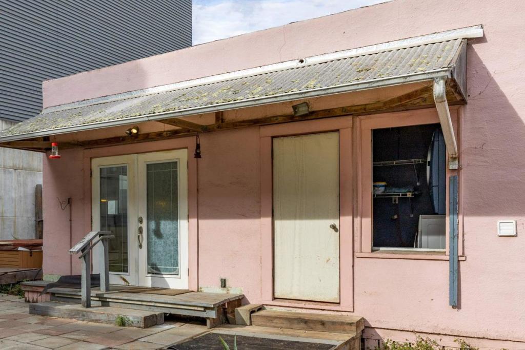 450 Ortiz Avenue Property Photo 15