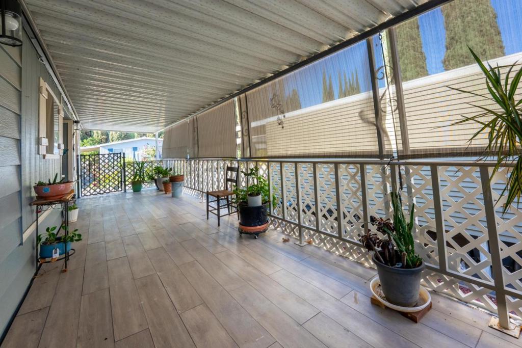 250 E Las Palmas Avenue #80 Property Photo 3