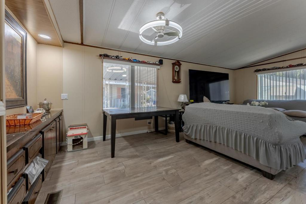 250 E Las Palmas Avenue #80 Property Photo 8