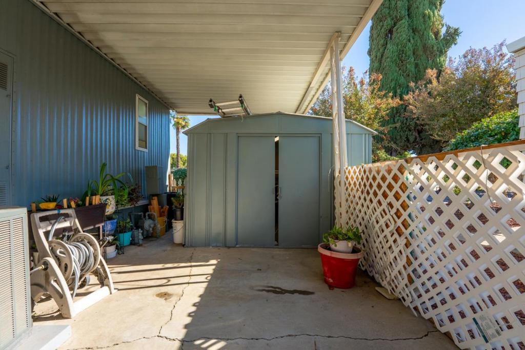 250 E Las Palmas Avenue #80 Property Photo 21