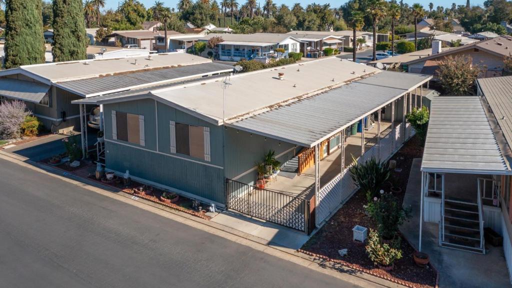 250 E Las Palmas Avenue #80 Property Photo 24
