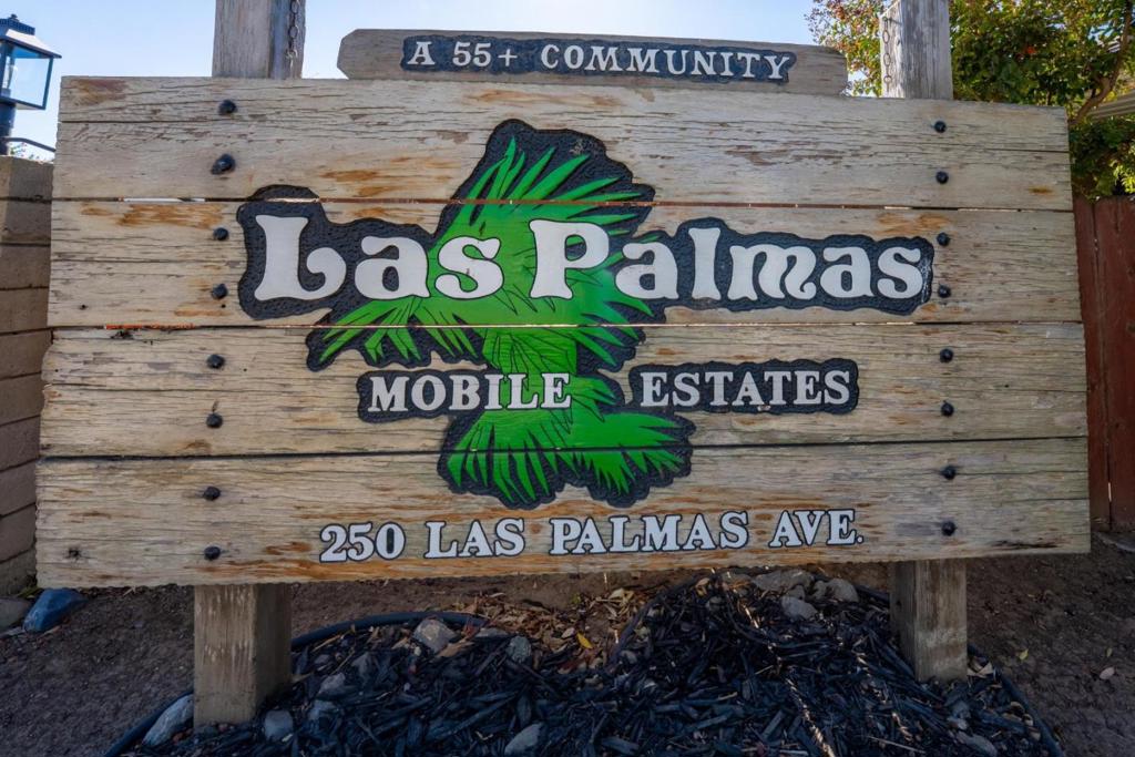250 E Las Palmas Avenue #80 Property Photo 25