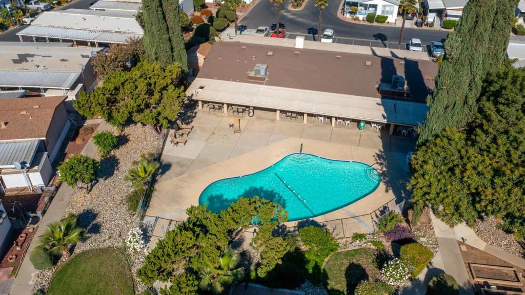 250 E Las Palmas Avenue #80 Property Photo 29