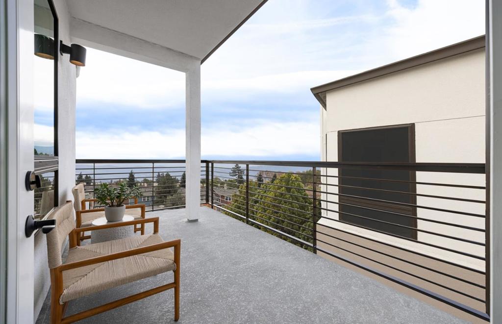 401 Kara Terrace 4 Property Photo 5