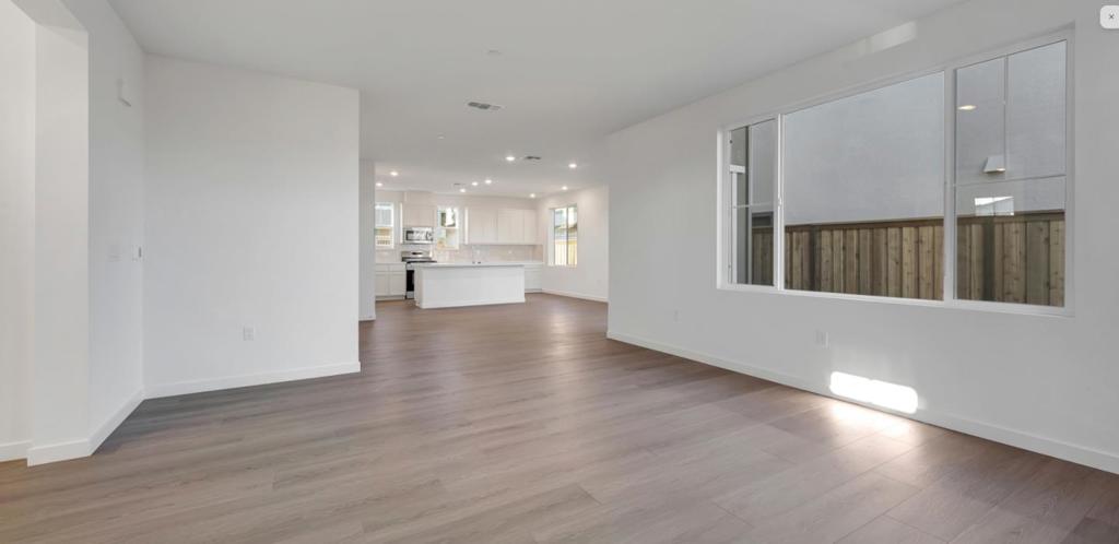 5737 Pathway Drive Property Photo 10