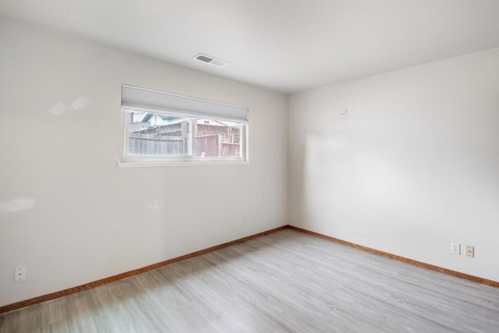 491 Dixon Road Property Photo 25