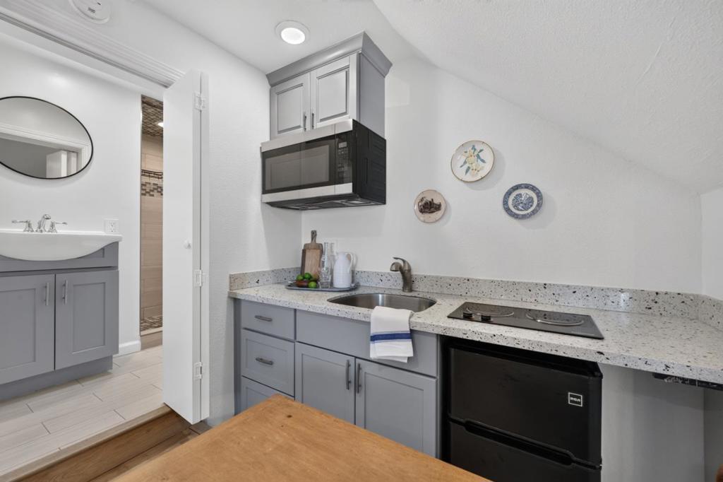 227 Beaumont Boulevard Property Photo 45