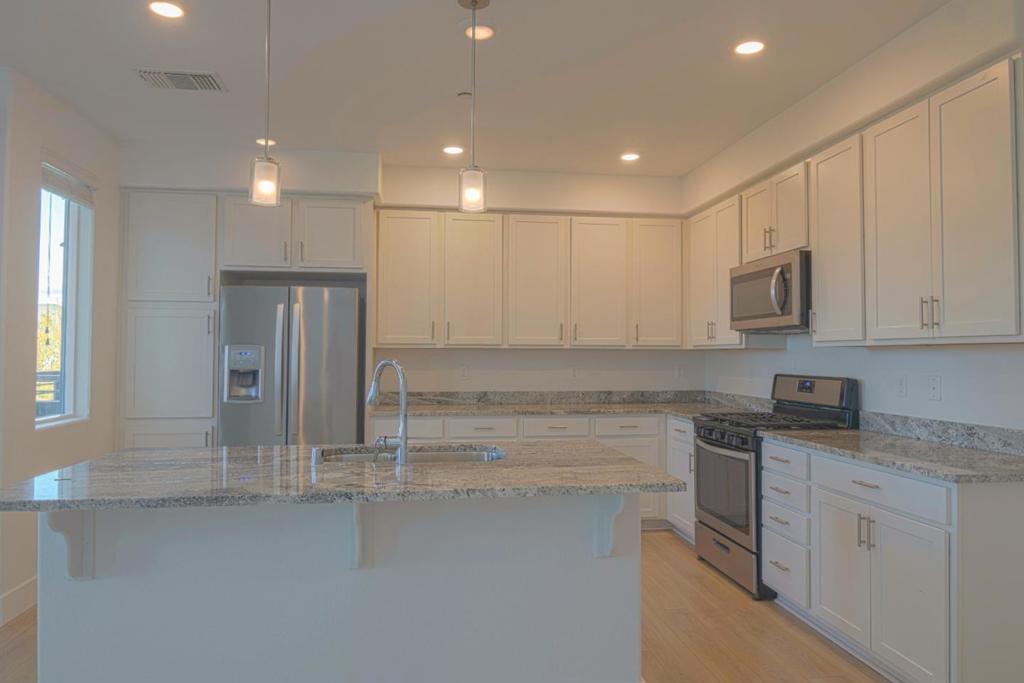 750 Garden Street 41 Property Photo 8