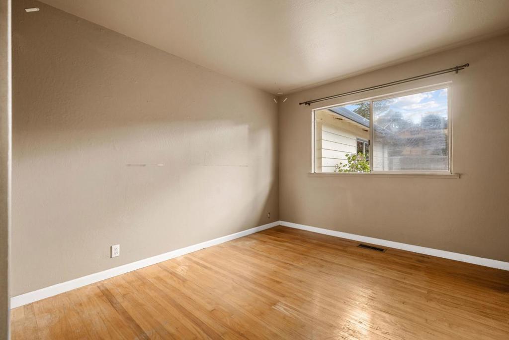 575 5th Street Property Photo 16