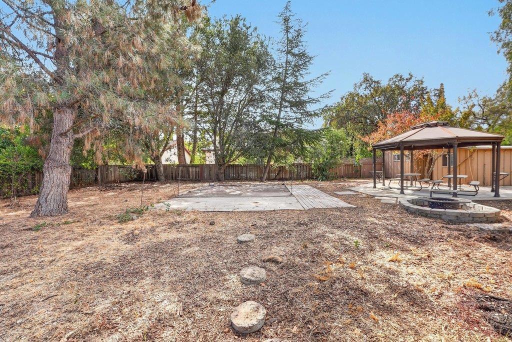 10590 San Leandro Avenue Property Photo 19