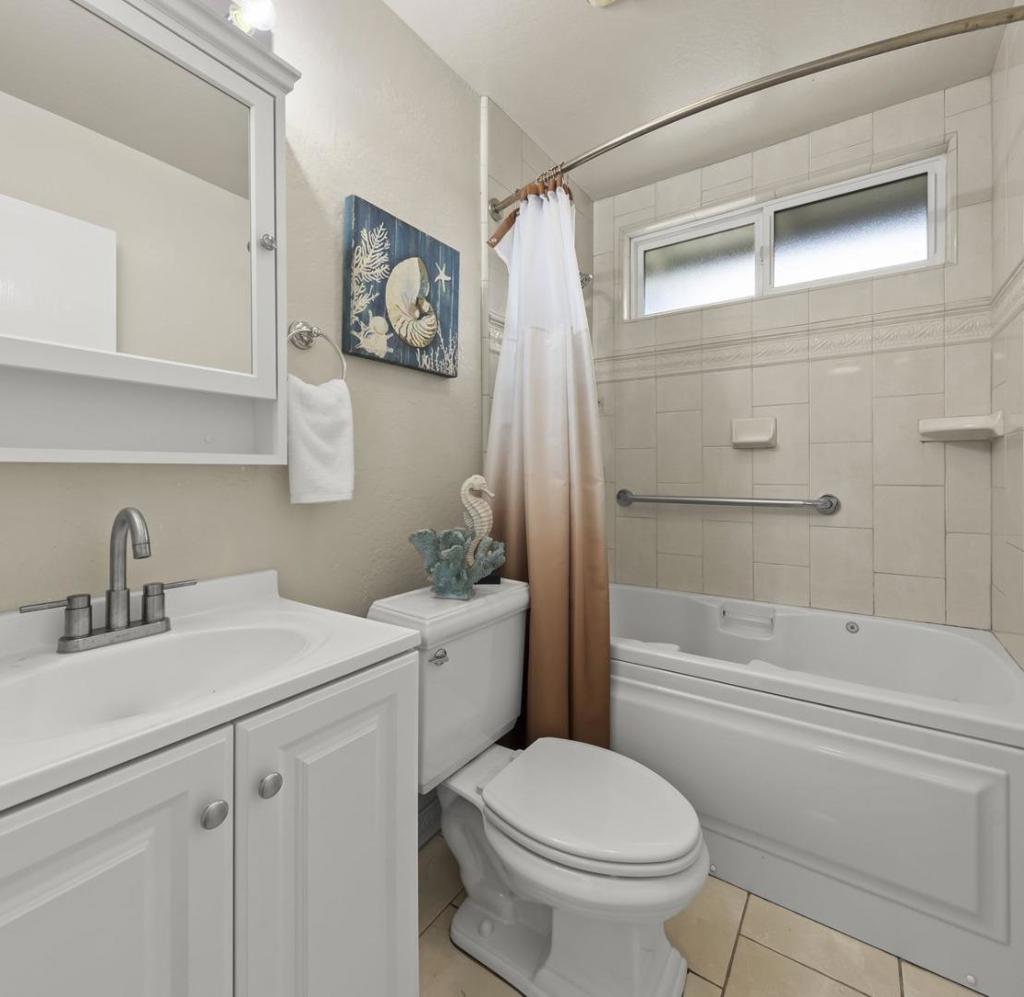 200 Coral Reef Avenue Property Photo 22