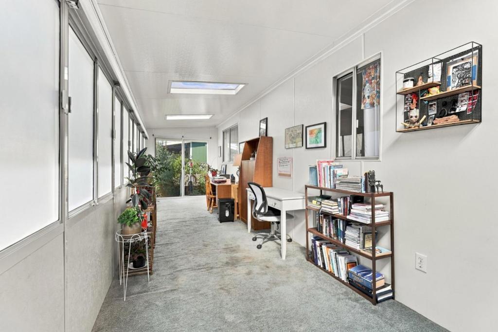 150 Kern Street 86 Property Photo 18