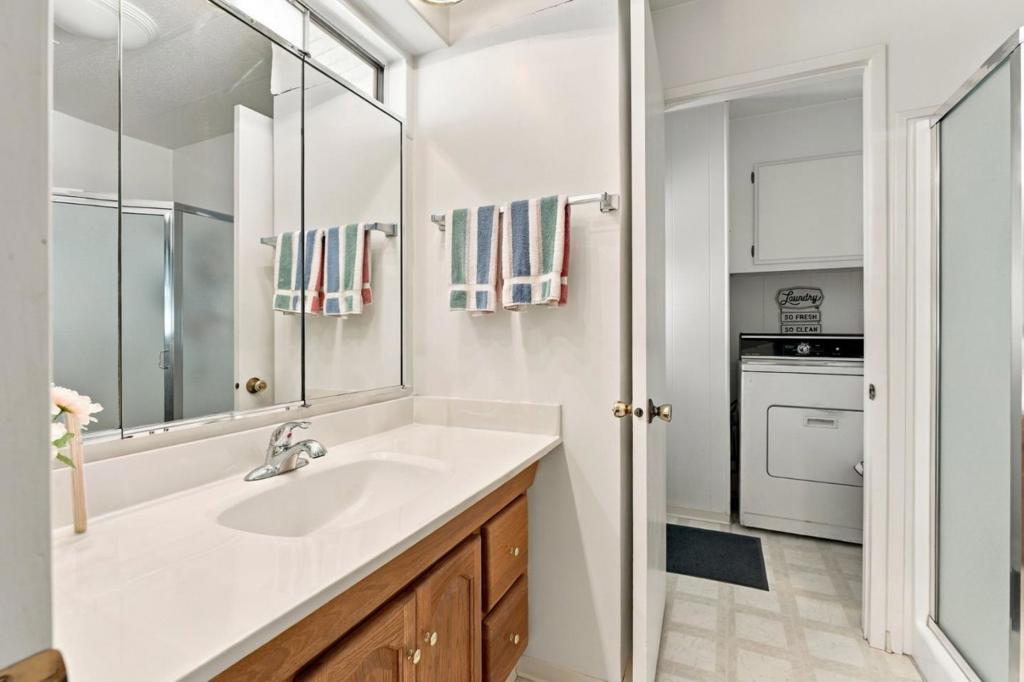 150 Kern Street 86 Property Photo 29