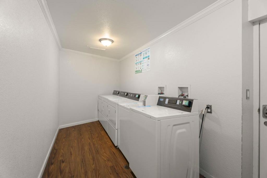 467 Clinton Street Property Photo 15