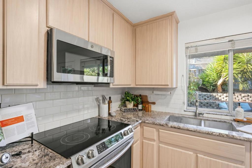 416 Sailfish Drive Property Photo 14