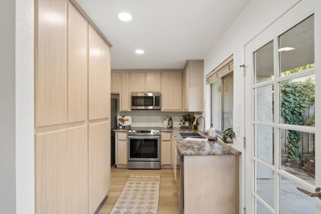416 Sailfish Drive Property Photo 15