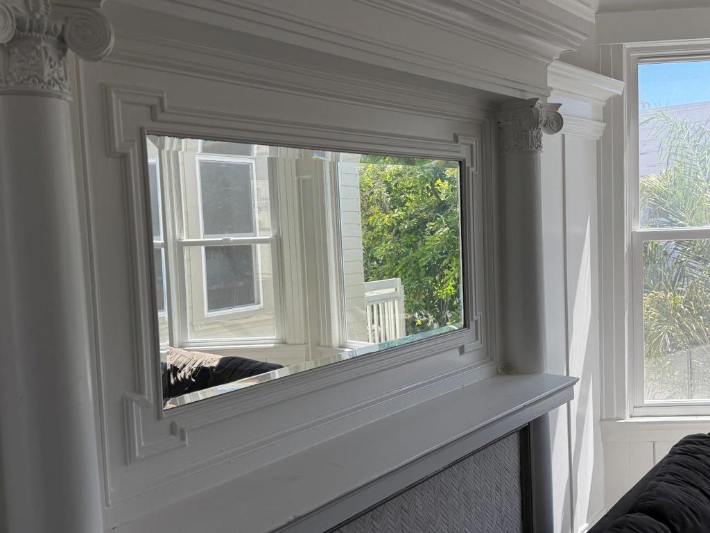 Steiner Street Property Photo 3