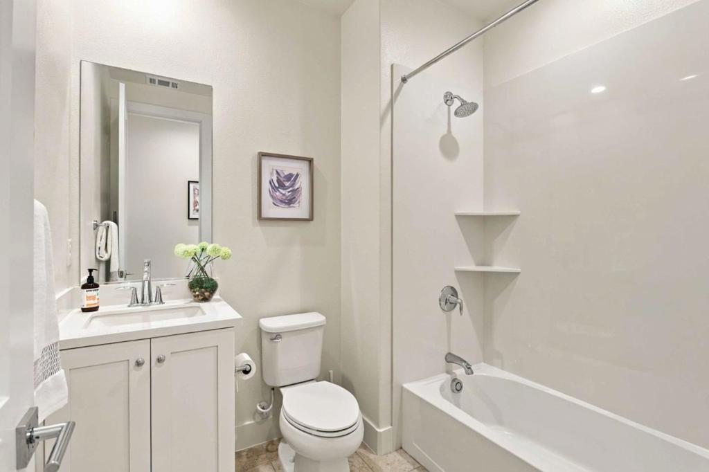 2066 Tarob Court Property Photo 25