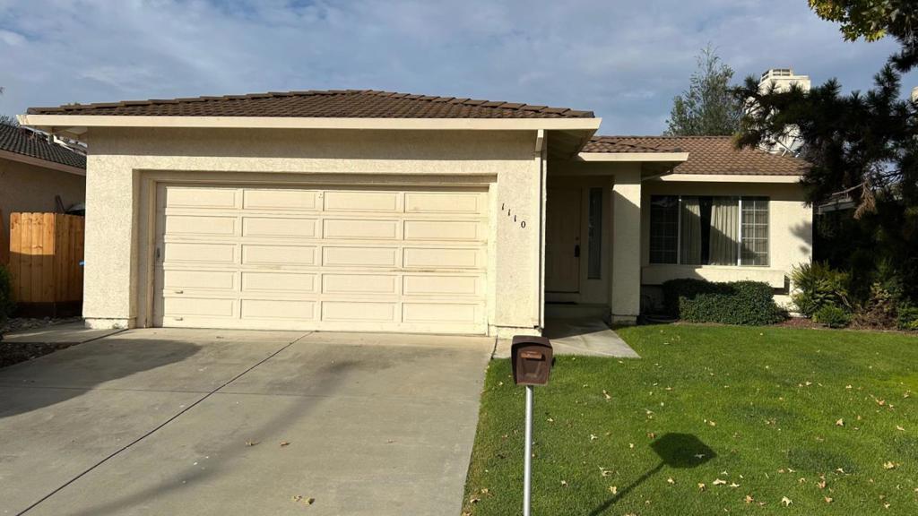 1110 Christopher Court Property Photo 1
