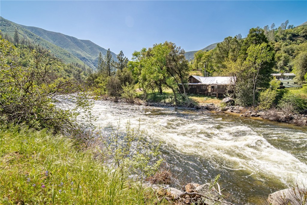 10049 Incline Road Property Photo 1