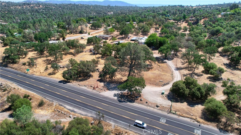32183 Highway 41 Property Photo 6