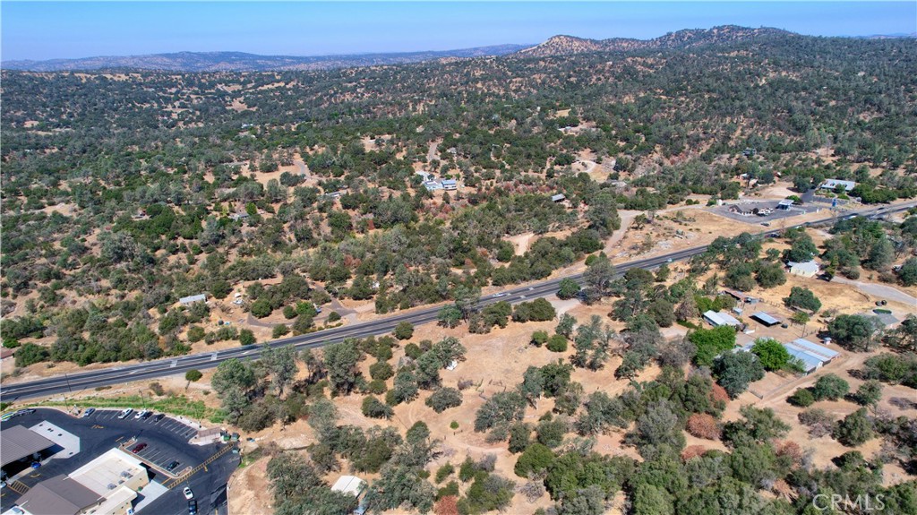 32183 Highway 41 Property Photo 11