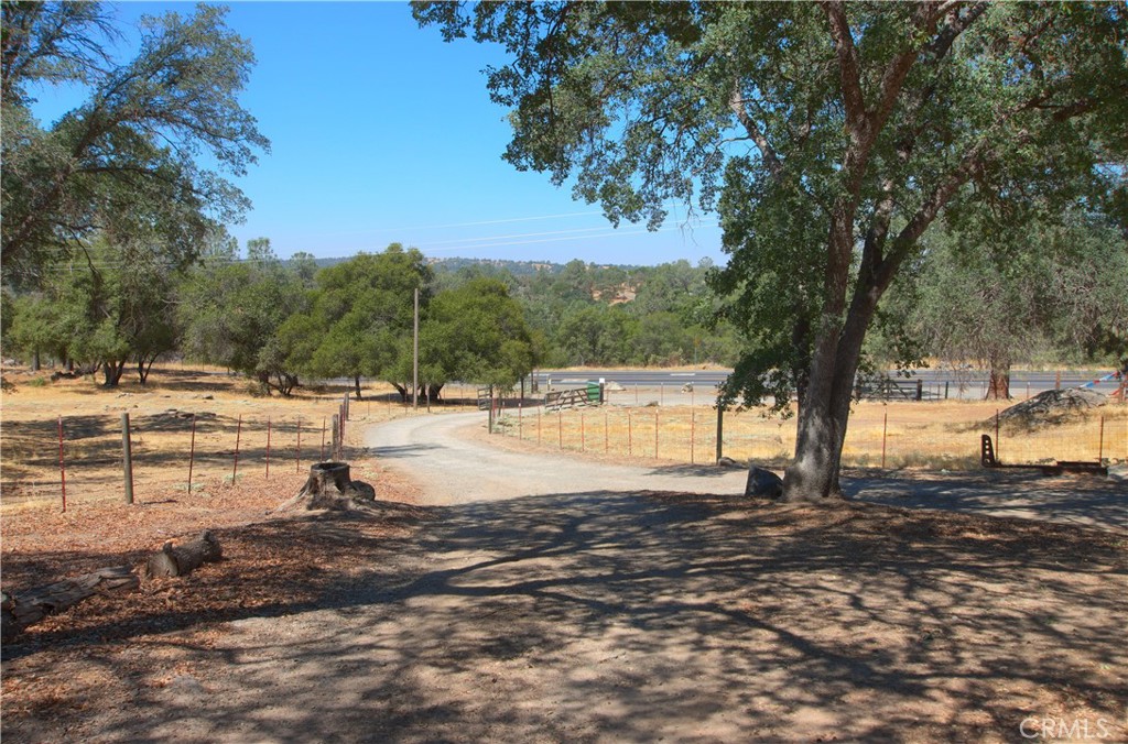 32183 Highway 41 Property Photo 27