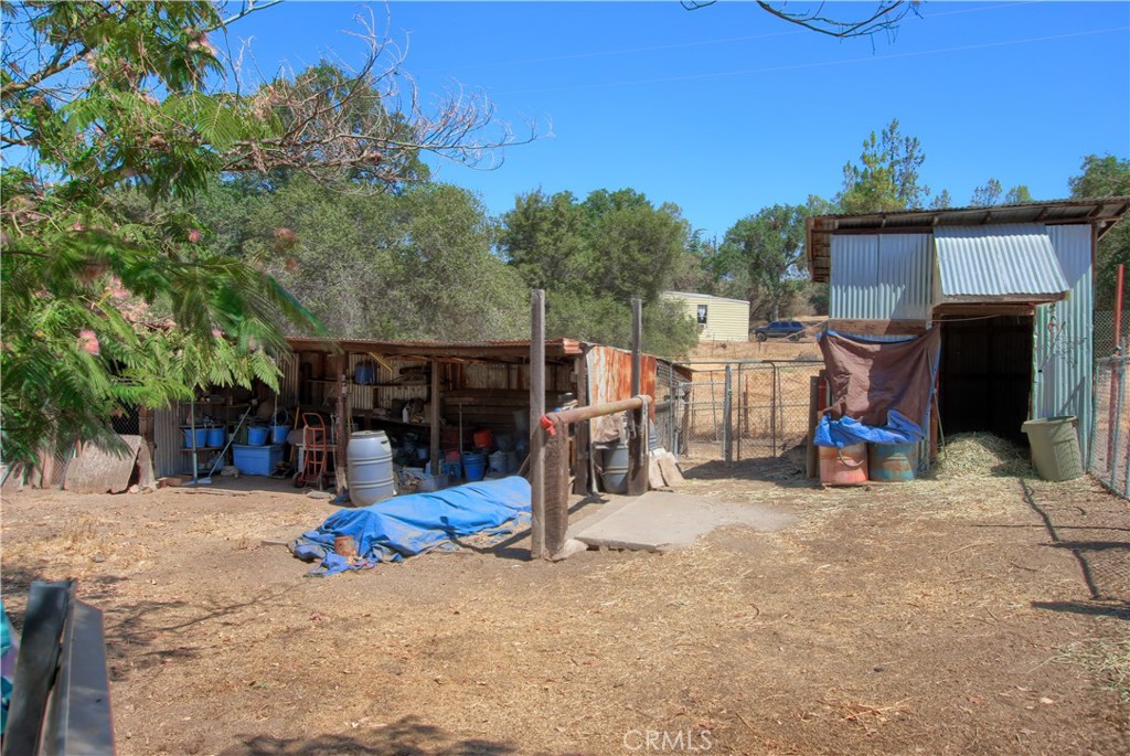 32183 Highway 41 Property Photo 36