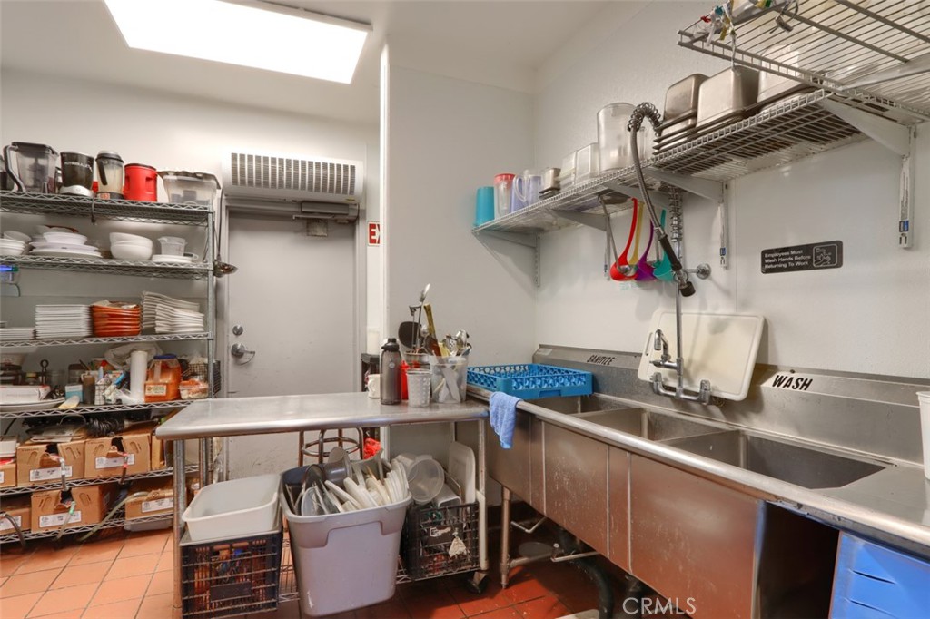2675 State Highway 140 Property Photo 14